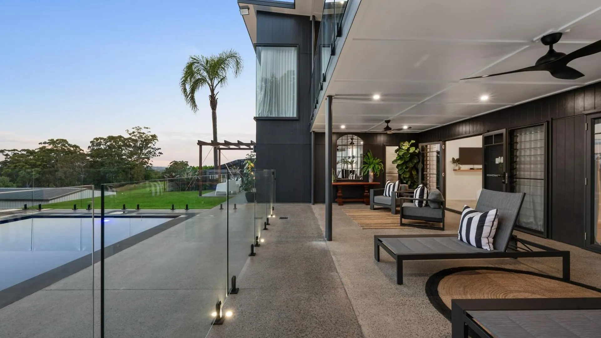 Ridge Retreat Hotel Toowoomba 0*,